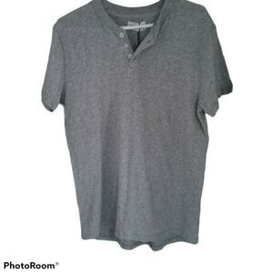 Vestige Men's Gray Henley T-Shirt Small S/S V-Neck Solid